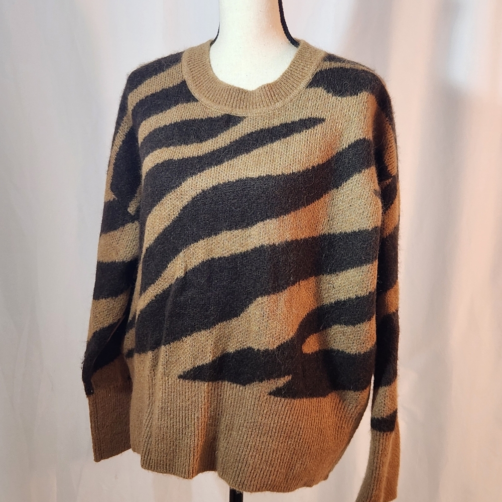 Banana Republic Tan and Black Alpacha Blend Sweater XL